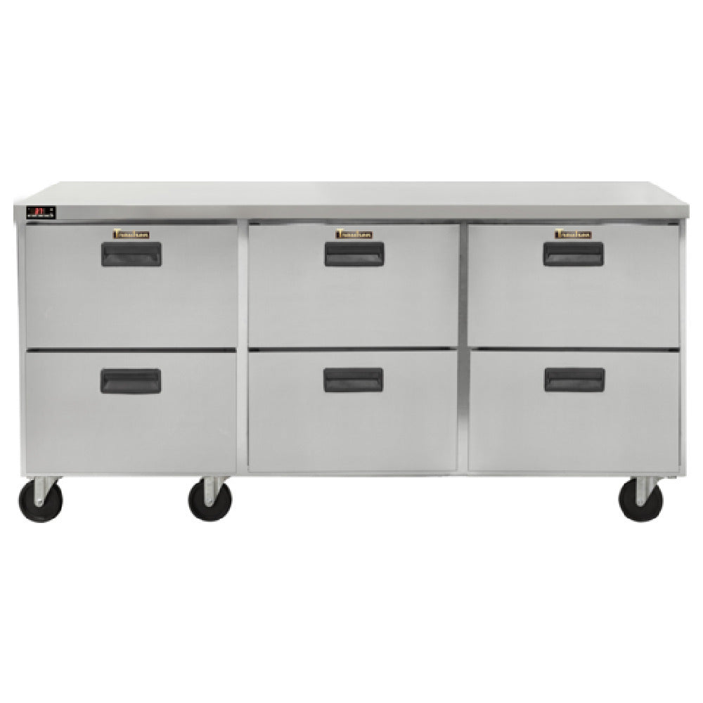 Traulsen CLUC-72R-DW - Dealer's Choice CLUC Series Compact Undercounter Refrigerator
