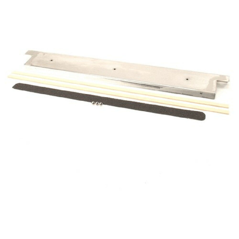 Nor-Lake 084154S 26 With Floor Threshold Assembly