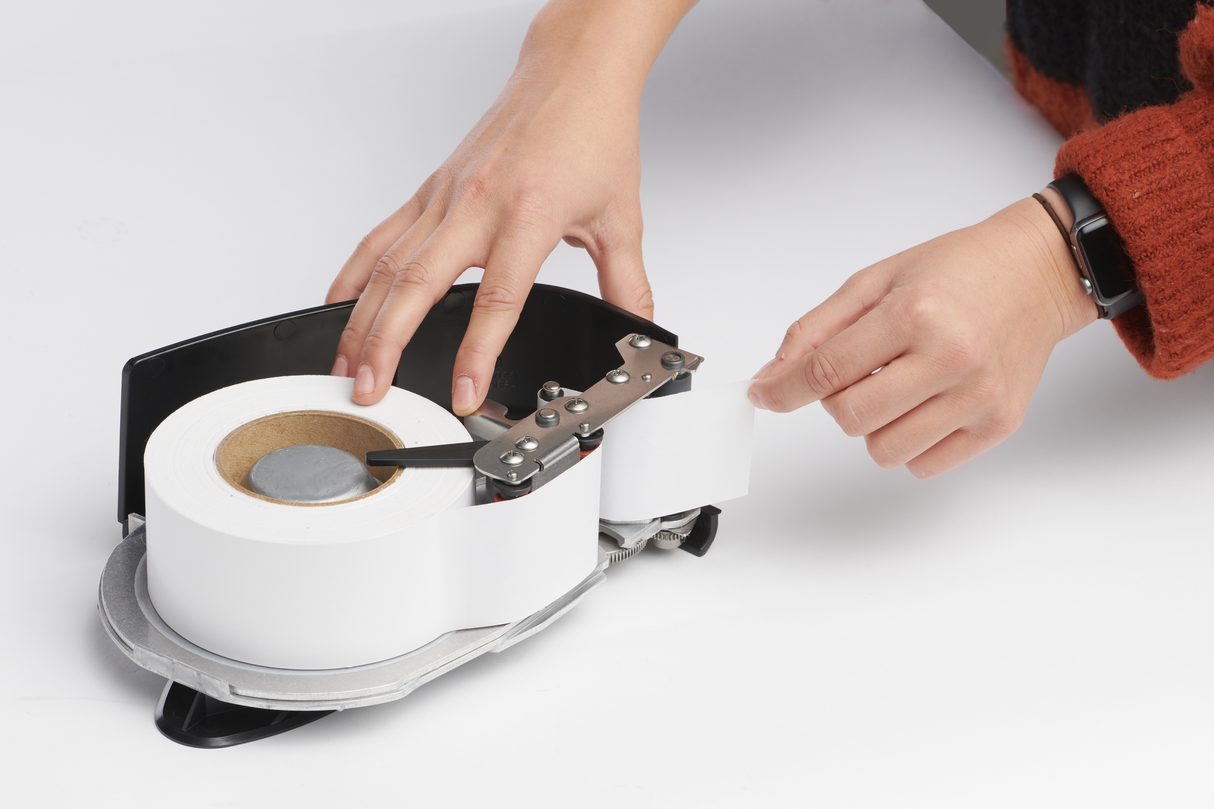 Hobart HTI-7LH5 14 Inch Linerless Cassette Electric Price Computing Scale