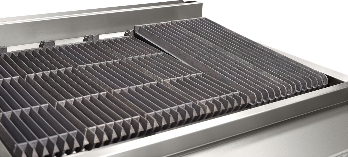 Vulcan VCBB36C_NAT 36 Inch Heavy Duty Gas Range with Charbroiler and Convection Oven 131000 BTU