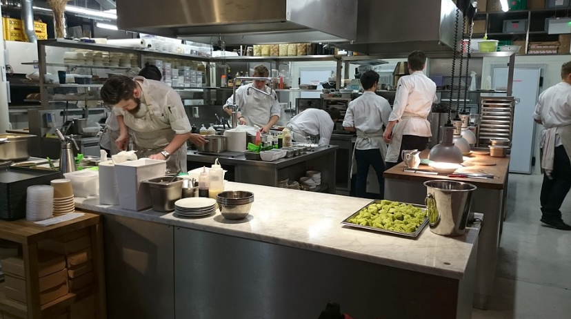 5 Ways To Keep Staff Safe When Managing A Restaurant