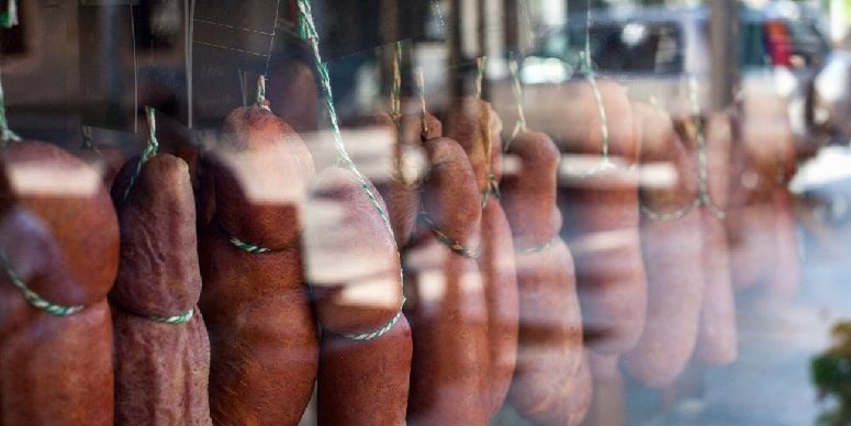 How to Cure Meat Safely: Methods, Equipment, and Step-by-Step Instructions