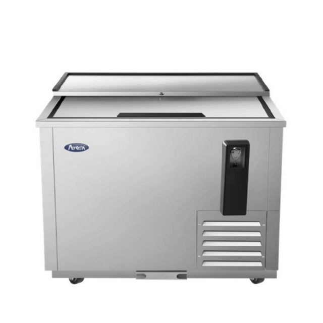 Atosa MBC36GR Atosa Bottle Cooler 36-3/4"W X 26-3/4"D X 38-1/2"H Self-contained Side Mount Refrigeration