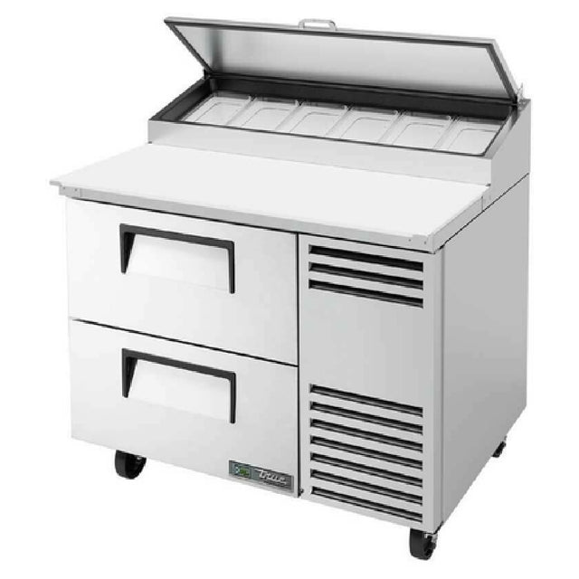 True Refrigeration TPP-AT-44D-2-HC Pizza Prep 33 41°F Pan Rail