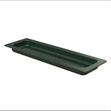 A long, rectangular green plastic food pan with a shallow depth and ribbed bottom, designed for use in food service settings such as salad bars or buffets. This dishwasher safe grill pan features a flat rim and smooth sides for easy cleaning.