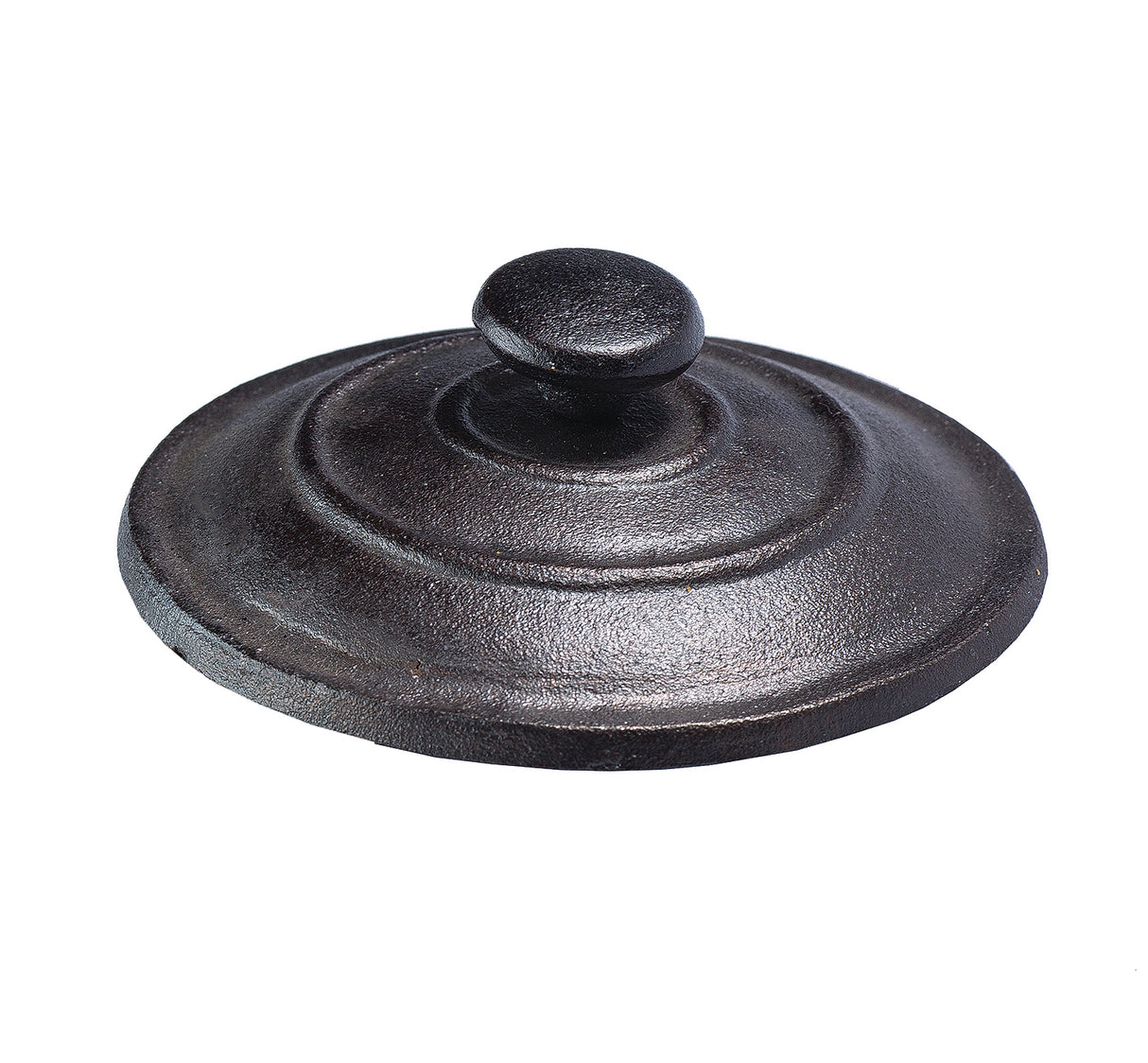 A round, black cast iron TableCraft mini casserole lid with a central, dome-shaped handle. Its matte, textured surface and concentric ridges give it a classic look. Designed to fit snugly on your pot or pan for reliable cooking.