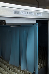 Hobart FT1000E+BASE@CF 25 Inch Low Energy Flight Type Dishwasher with Dual Rinse