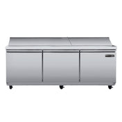 Maxximum MVR72SHC Maxx Cold V-Series Refrigerated Sandwich And Salad Prep Station