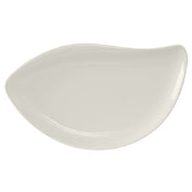 Tuxton AMU-651 Leaf Platter 15-1/4" X 8-3/4" Microwave & Dishwasher Safe