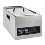 A 25-liter Waring Sous Vide Circulating Water Bath features a stainless steel body, lid, side handles, and a digital panel displaying 135.0°F and 2:00. The panel reads Waring Commercial Thermal Circulator; Waring is embossed on the front.